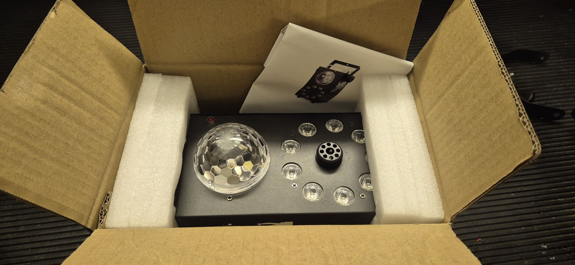 Wytwornica dymu,  led par, kula 3w1