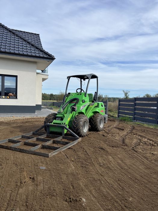 Wynajem Avant 528 z operatorem