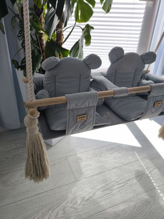 Podwójna huśtawka, huśtawka, bliźniaki