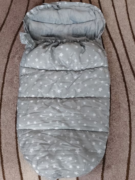 Śpiworek niemowlęcy