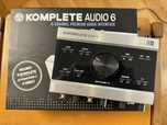 Native Instruments Komplete Audio 6 USB audio interface