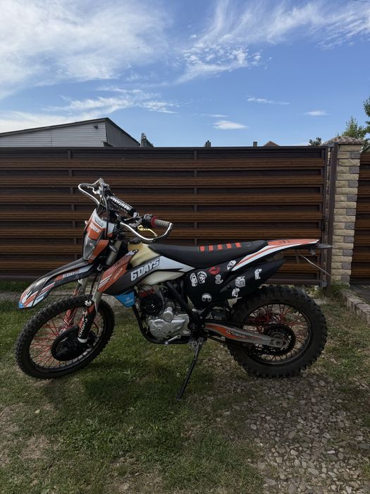 Мотоцикл Exdrive Profactory 300