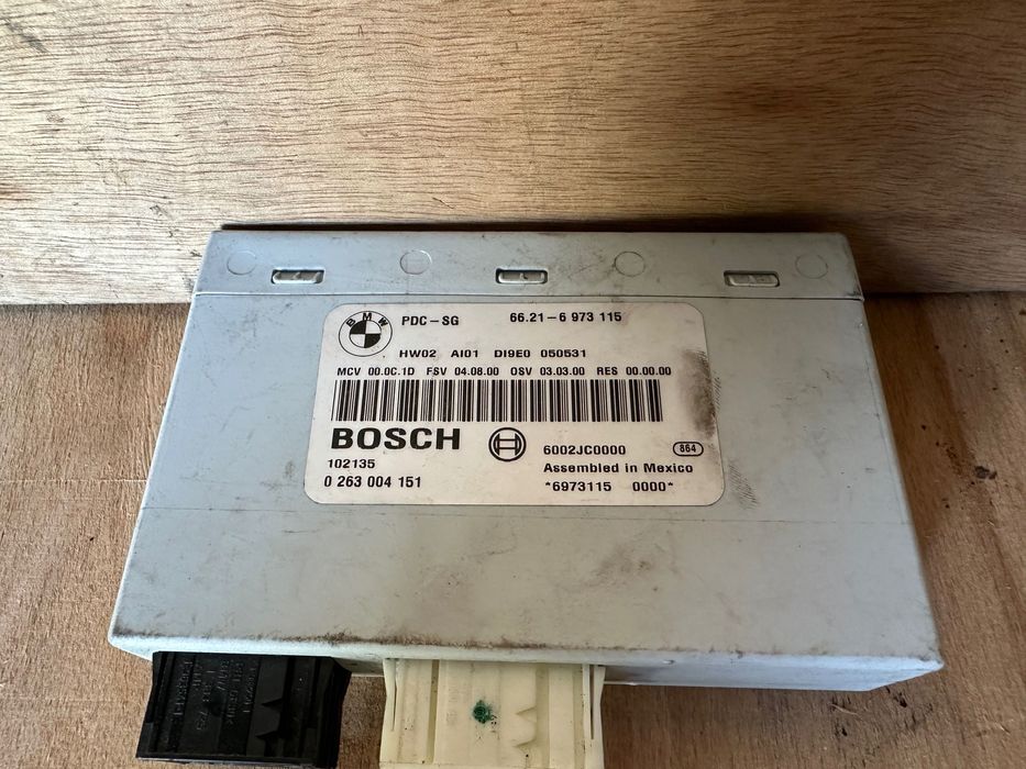 MÓDULO DOS SENSORES DE ESTACIONAMENTO PDC BMW E90 E91 E87\ 02630.04151