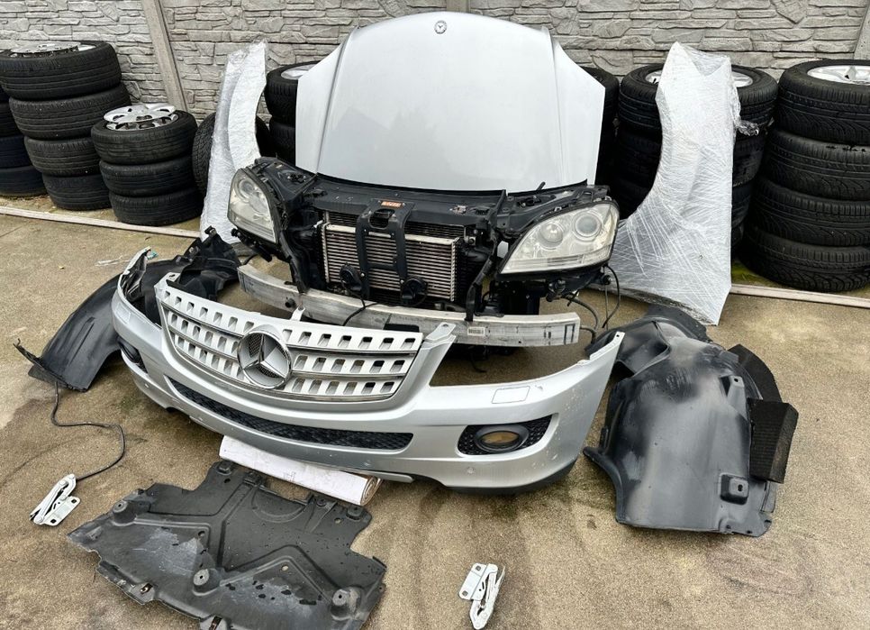 Кузов крила капот двері Mercedes ML 164. Розборка