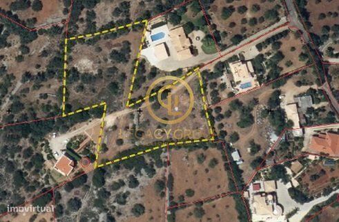 Terreno com 6000m2 em Loulé, S. Clemente