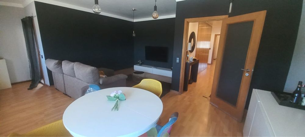 Apartemento T2 mobilado em Gaia ( com opcao de alugar so quarto )