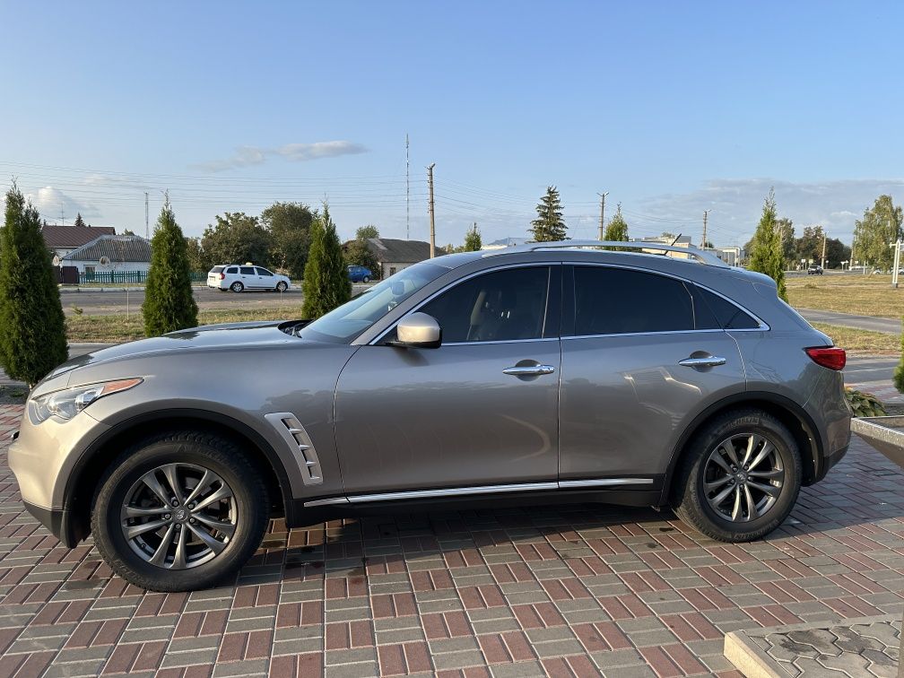Infiniti fx 35, 2010р