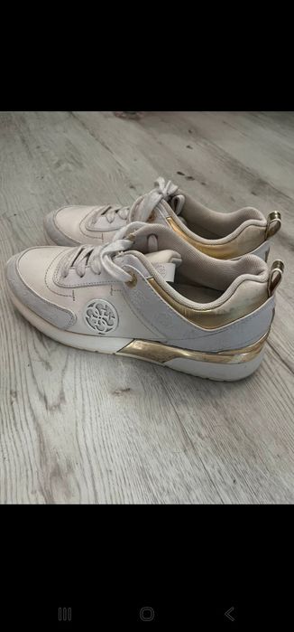 Buty Guess rozmiar 38
