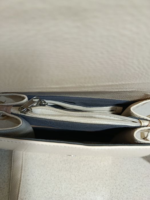 Продам женскую сумку.