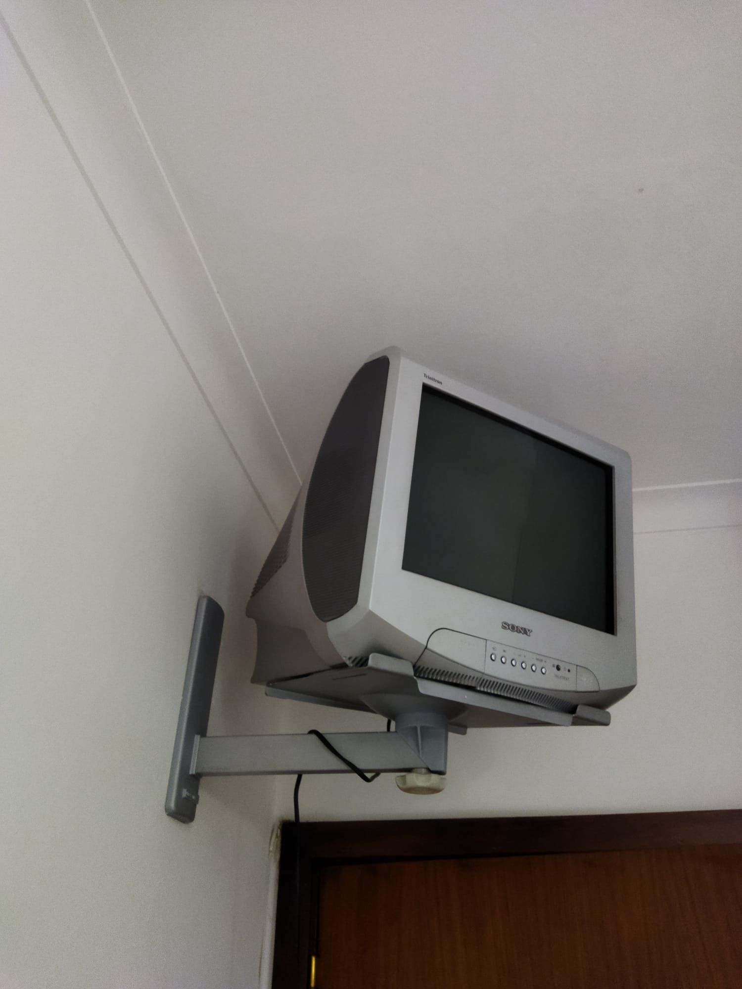 Televisão + suporte  Sony