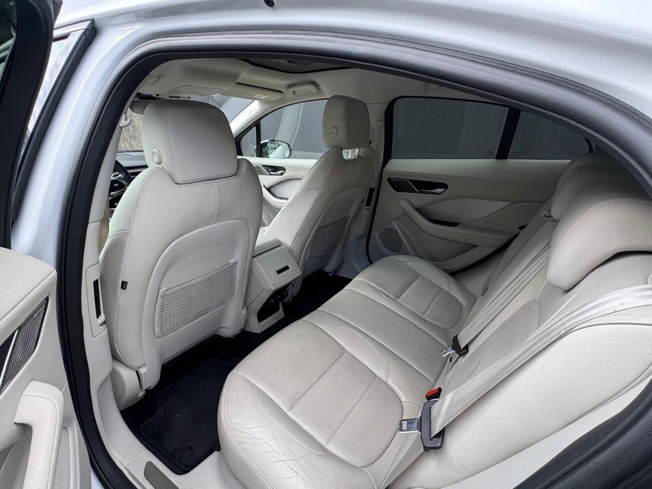 Jaguar - IPace SE 400cv - nacional - 1 dono ( novo)