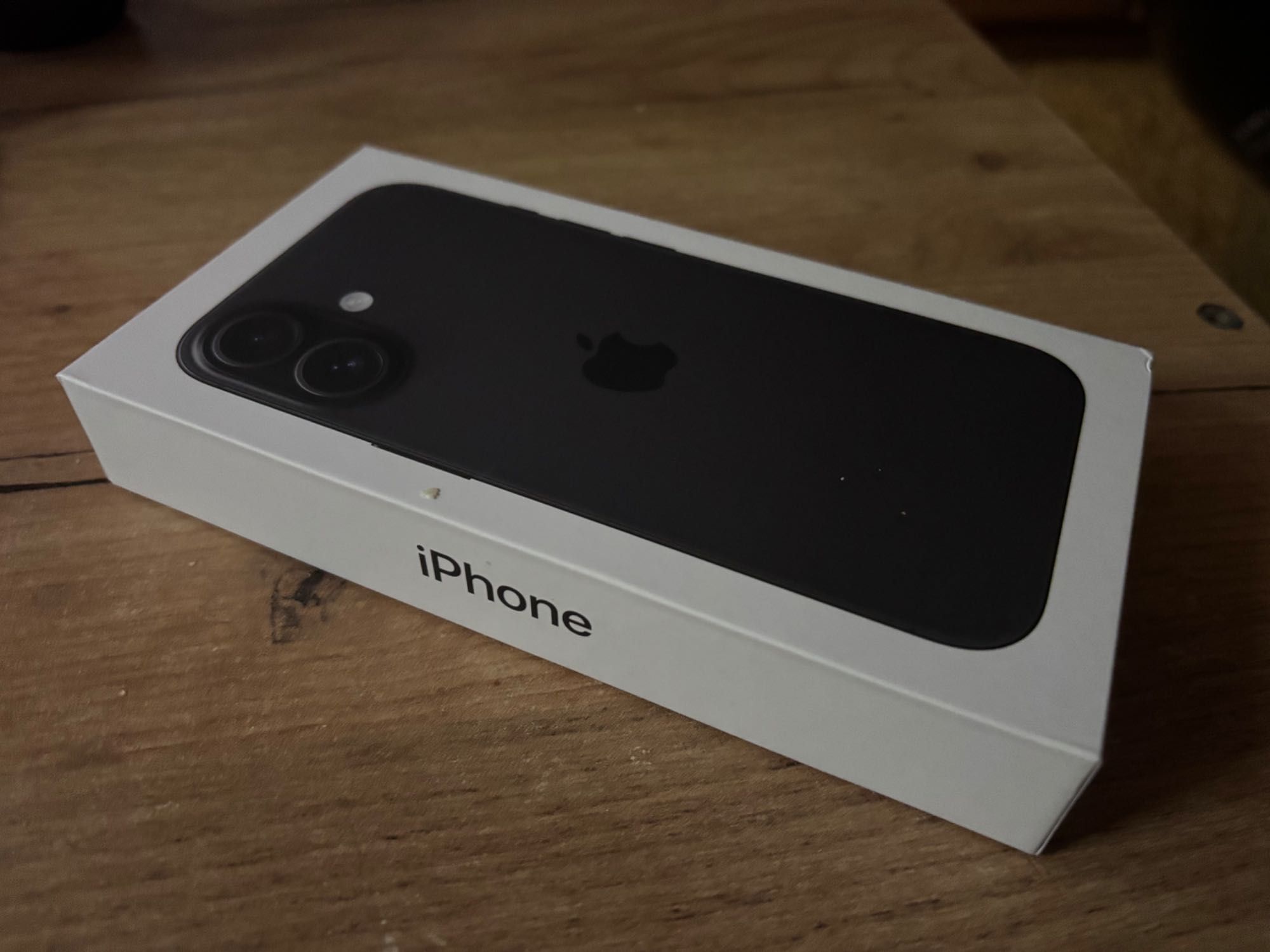 Smartfon Apple iPhone 16 128GB Black