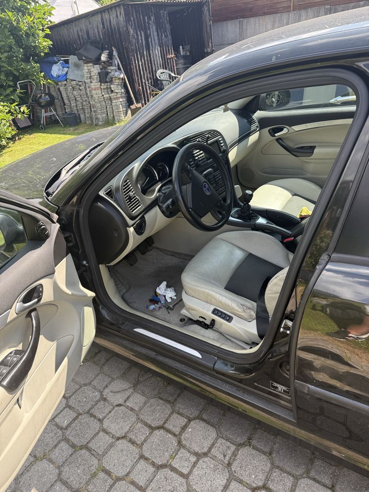 Saab 93 2.0t w dobrym stanie