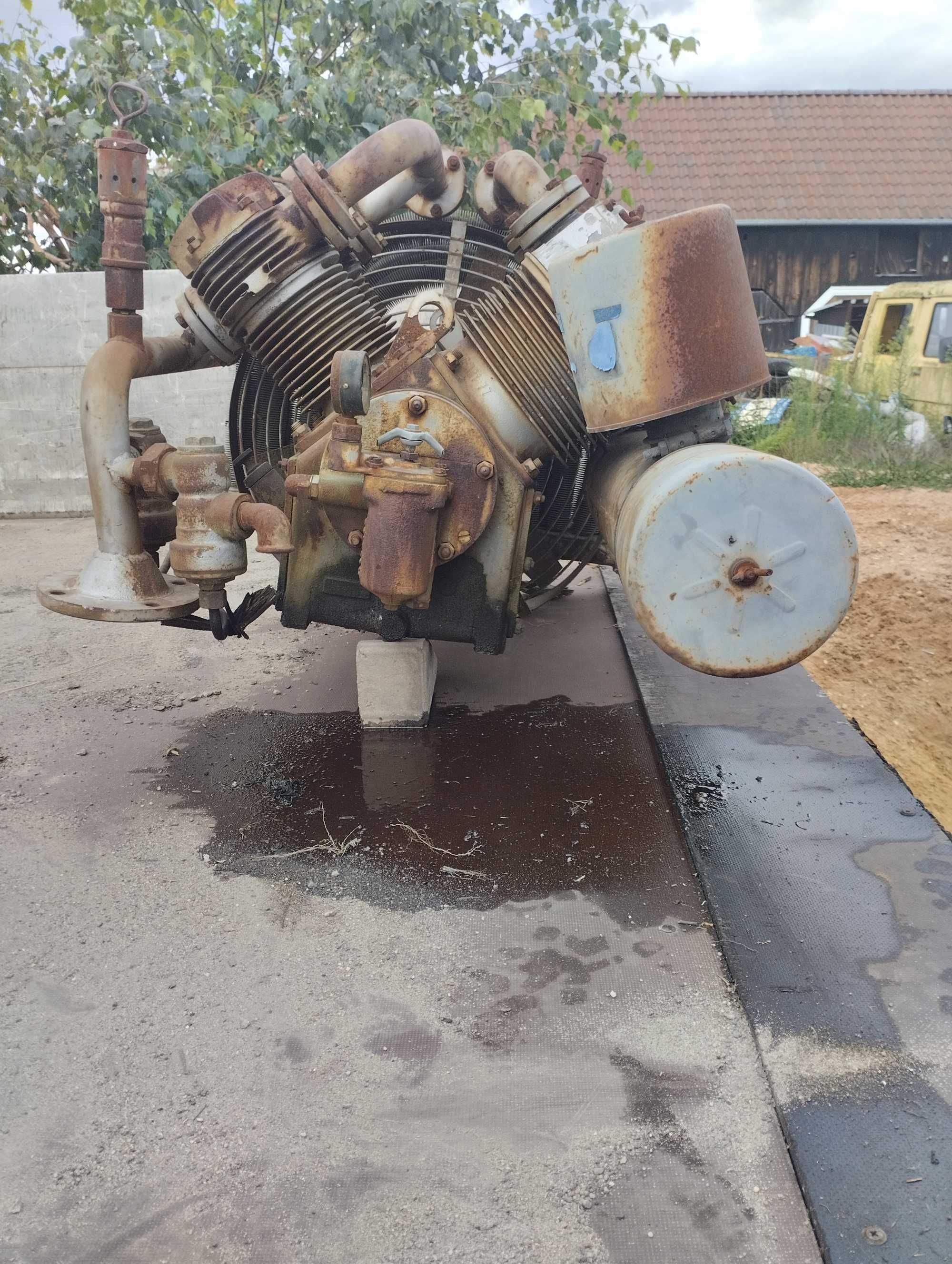 Kompresor Van 4  4 cylindrowy V4
