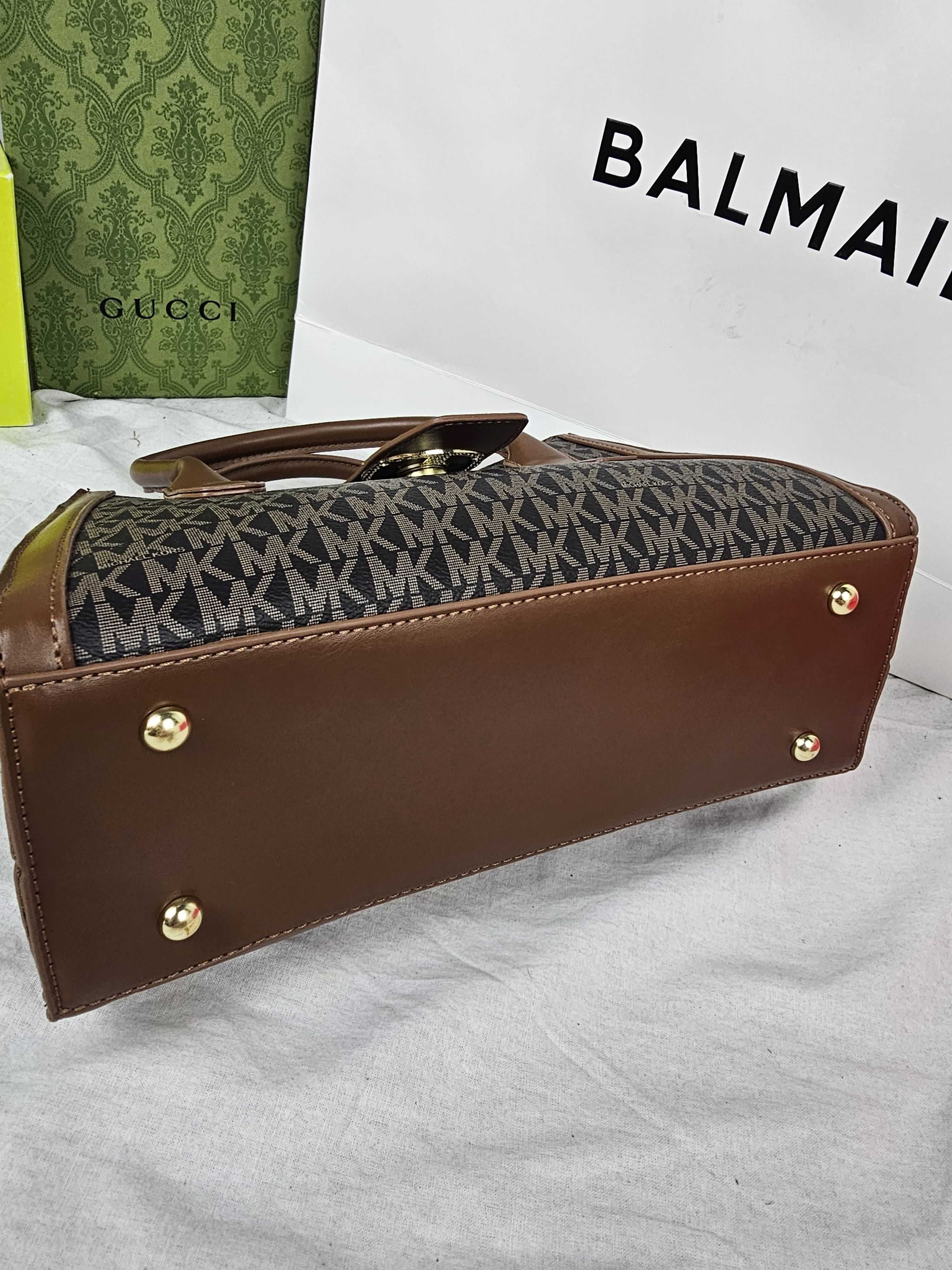 Torba Torebka damska Michael Kors monogram kuferek  brazowy