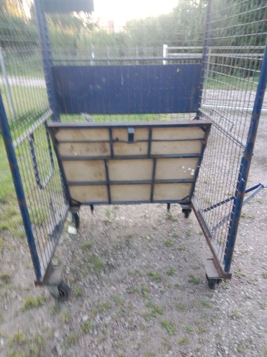 Wózek transportowy krata z zaczepem składanym