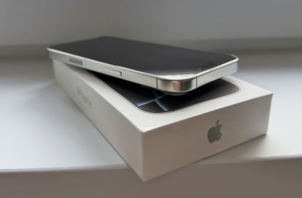 Iphone 16 PRO BIAŁY