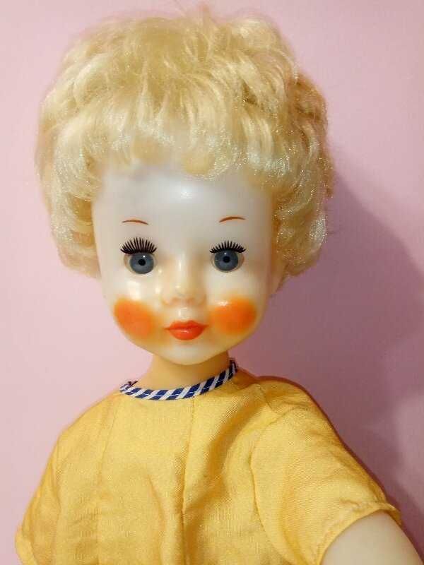 Шагающая ранняя кукла Нина Кругозор 70см лялька СССР