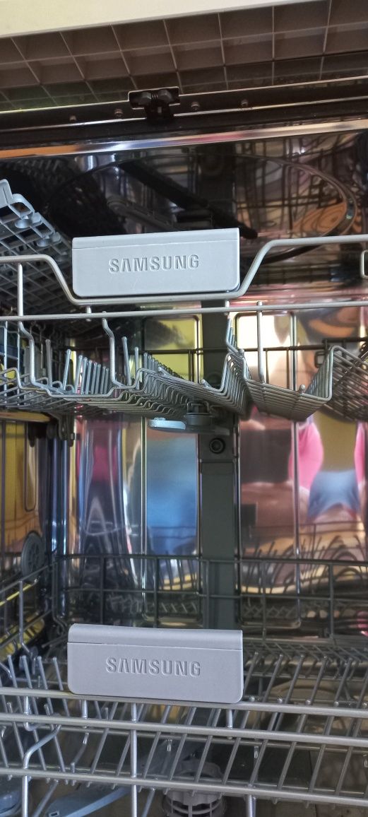 Maquina lavar loiça Samsung inox