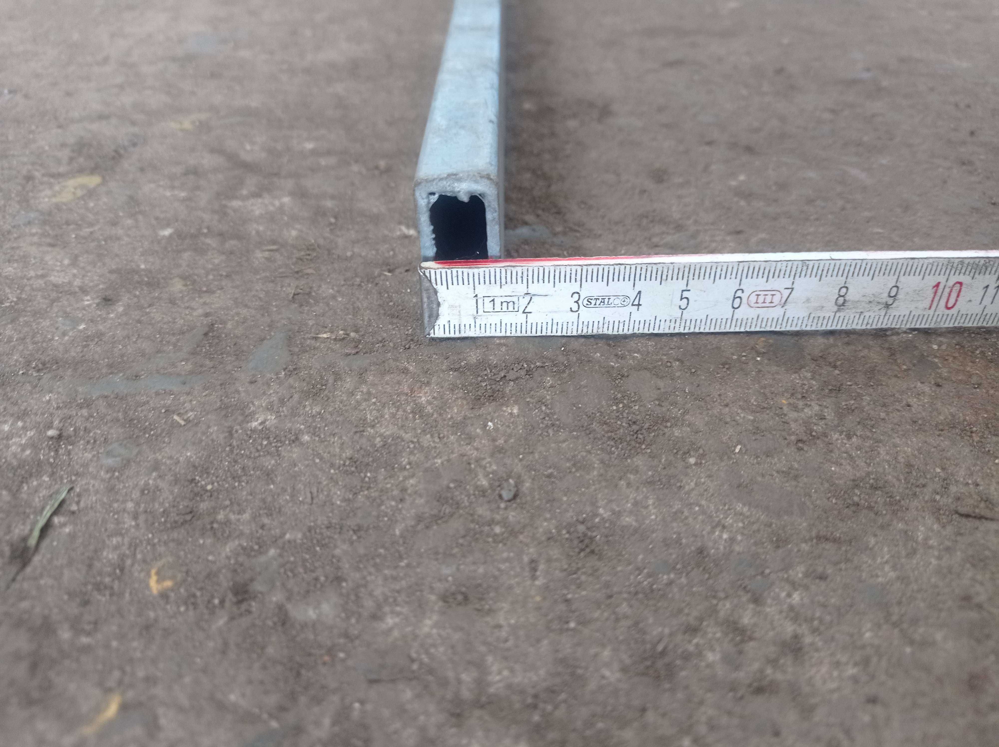 Metalowy element 700szt.
