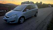 sprzedam opla zafira b 7 osobowy 2010r 1.6 benzyna Ecco fleks + gaz