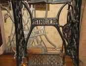 Станина от швейной машинки Зингер