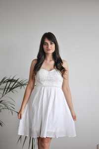 Biała letnia sukienka bez ramiączek rozmiar 36