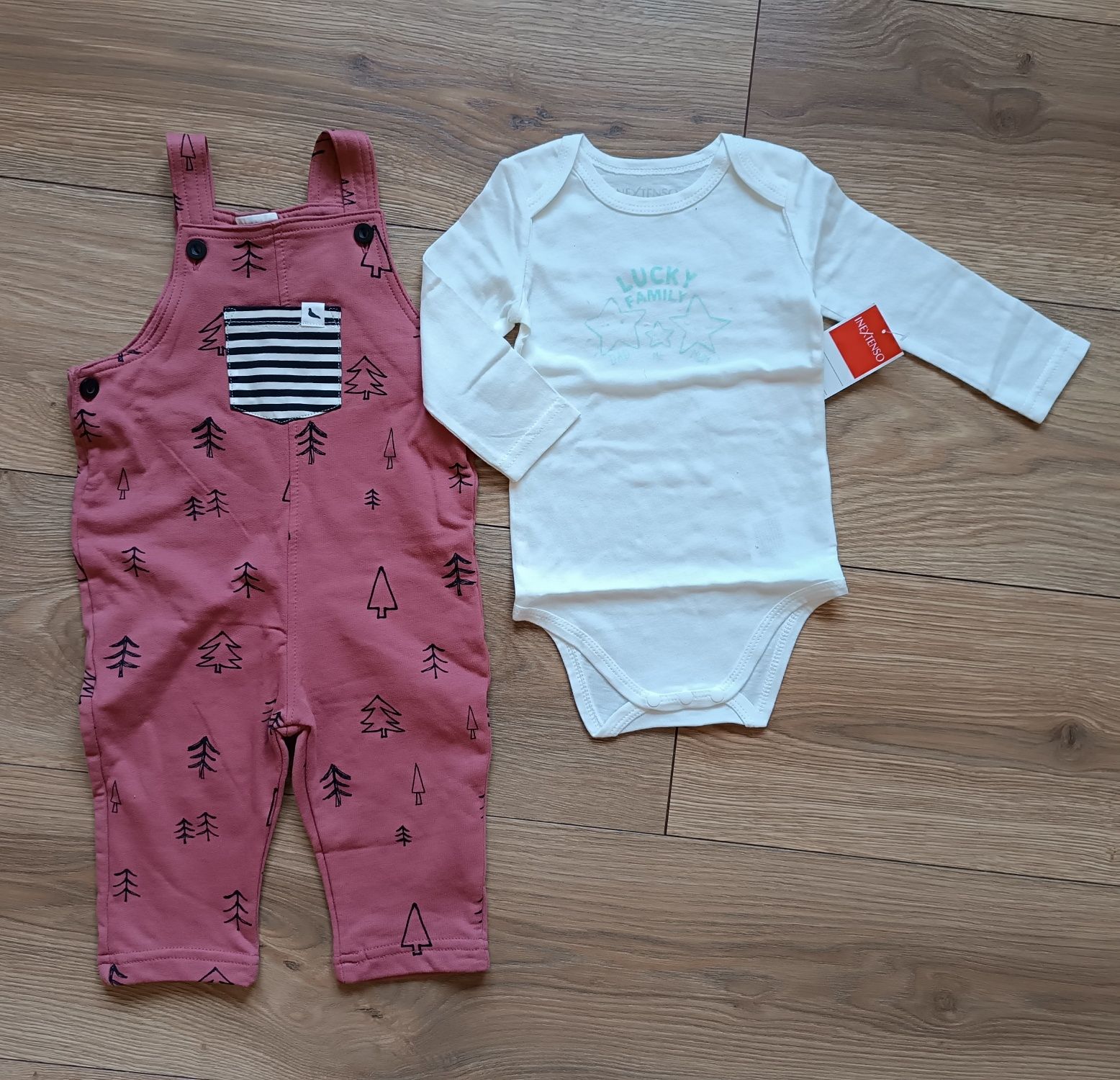 Nowe body spodnie ogrodniczki 74