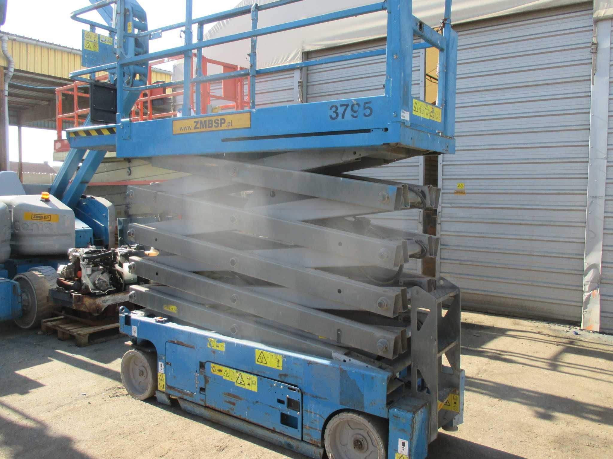 Podnośnik nożycowy zwyżka 12 m Genie GS3232 (JLG Haulotte) UDT
