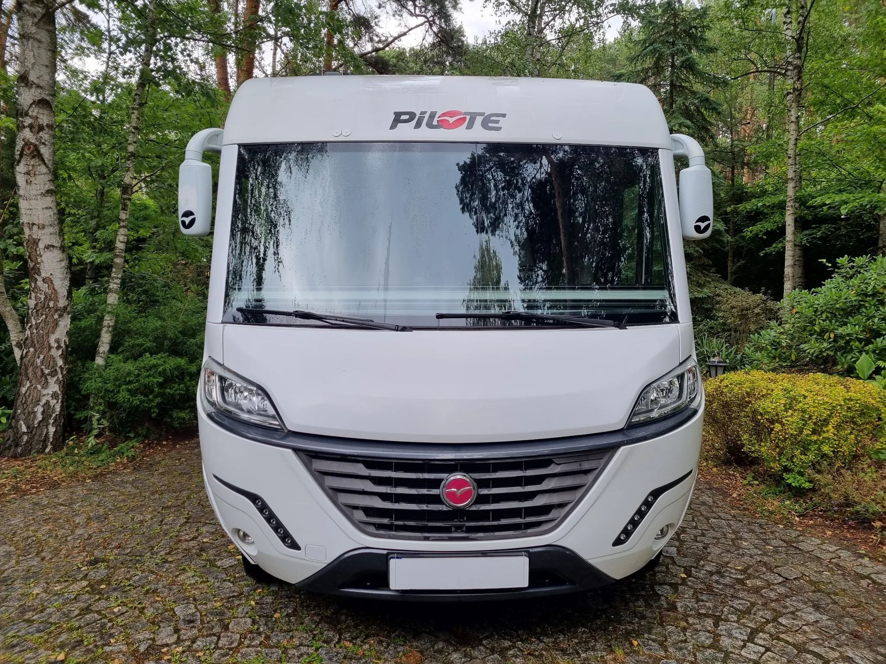 PILOTE Fiat Ducato 740G Essentiel  Kamper Zimowy Integra Salon PL FV23% Bezwypadkowy