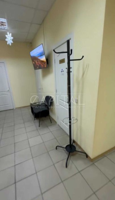 Аренда коммерческого помещения метро Берестейская 156 м2