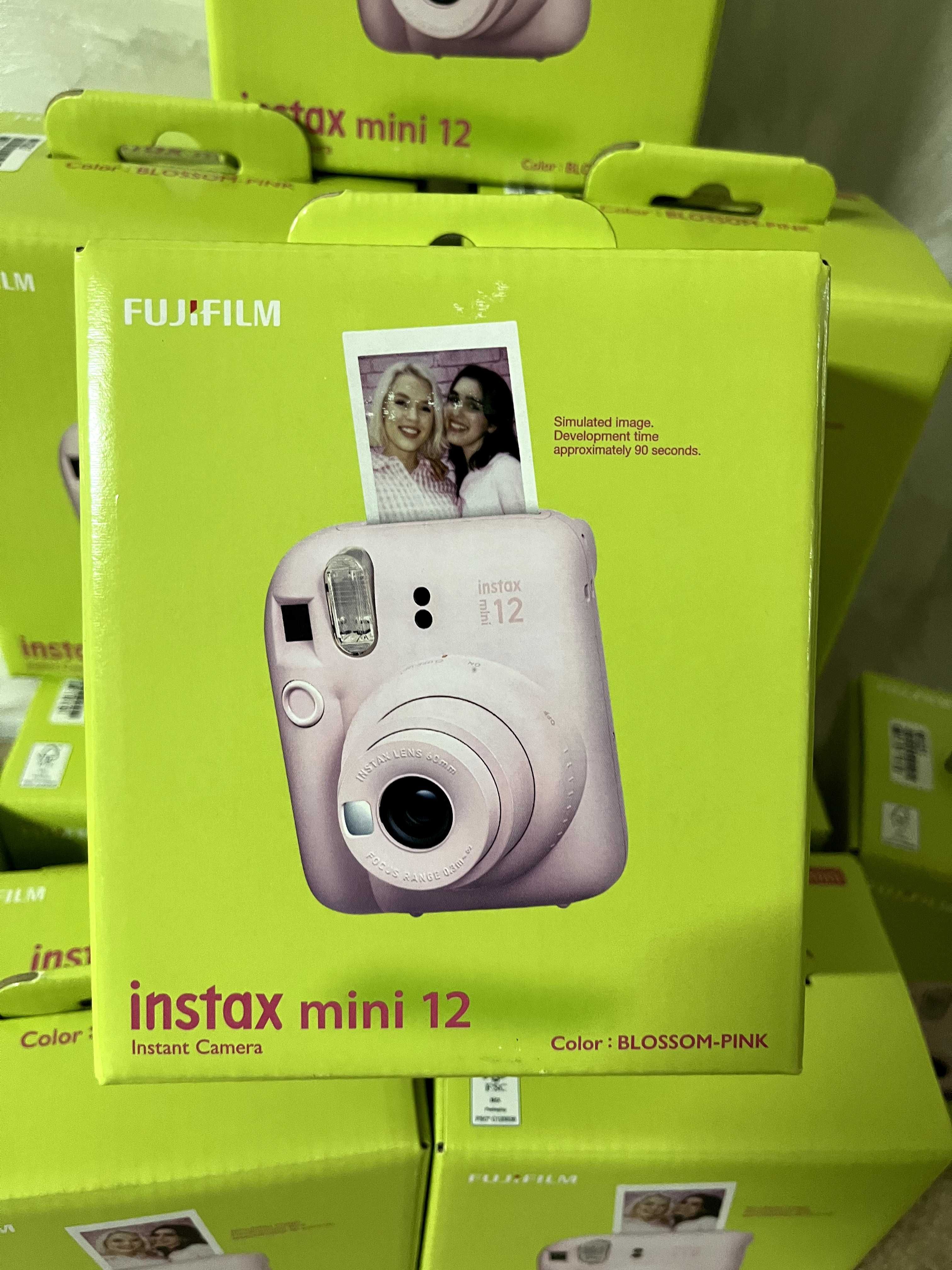 Фотокамера миттєвого друку Fujifilm Instax Mini 12 Blossom Pink, Нові!