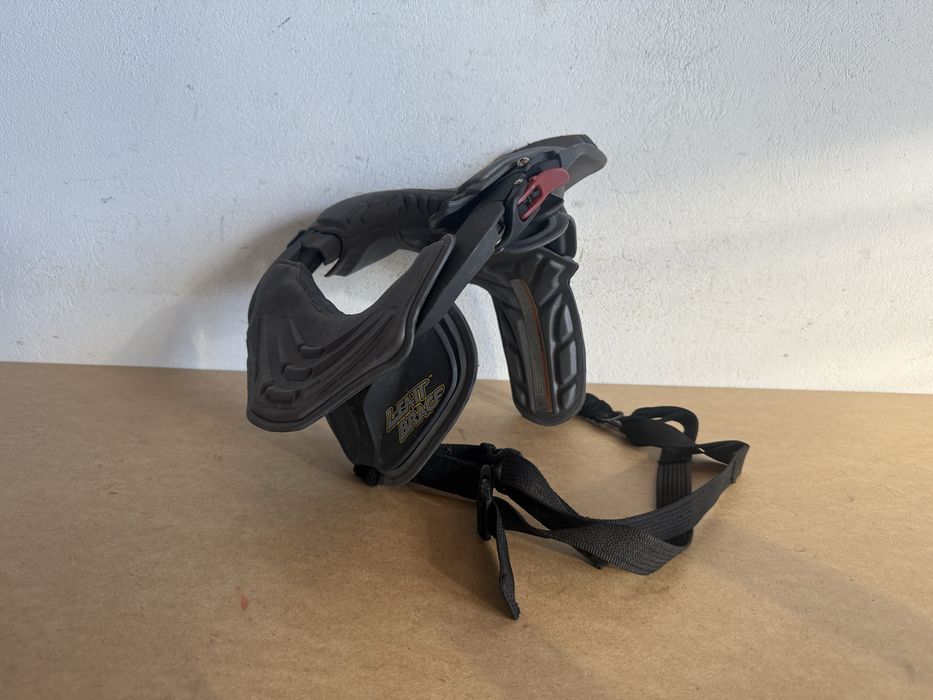 Protektor cross leatt brace adventure roz.S