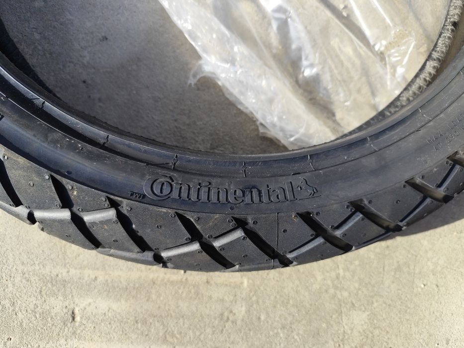 Pneu mota continental tkc70