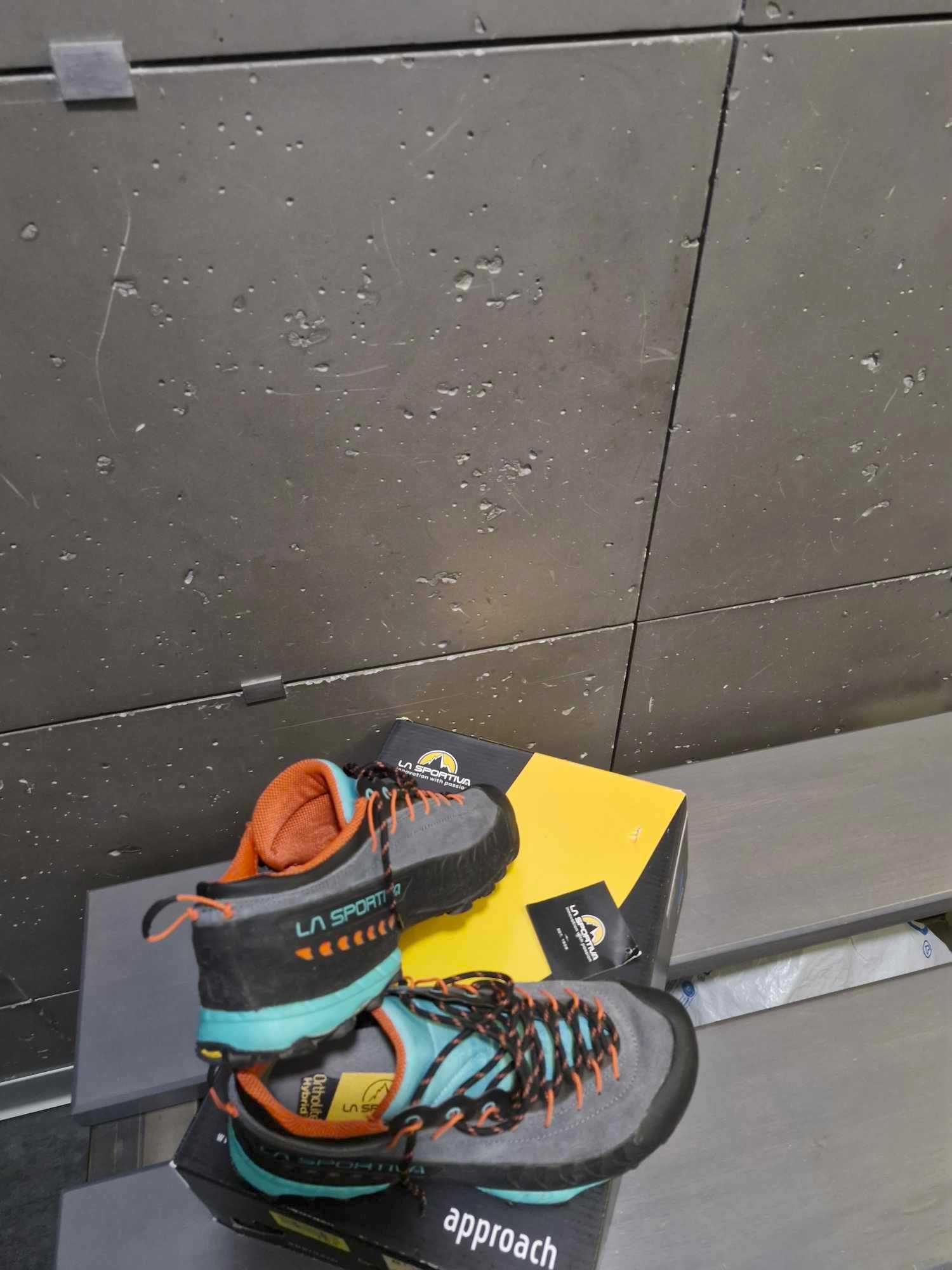 Buty trekingowe La Sportiva TX4 MEN Carbon/Aqua 100% satysfakcji !!!