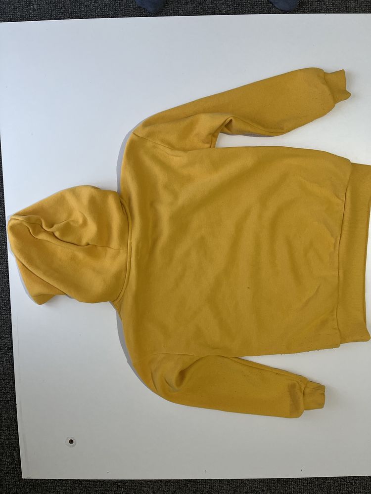 Sinsay musztardowa bluza z kapturem  typu kangurka  rozmiar XS