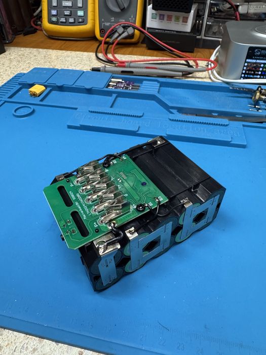 Корпус для сборки аккумулятора metabo 18v