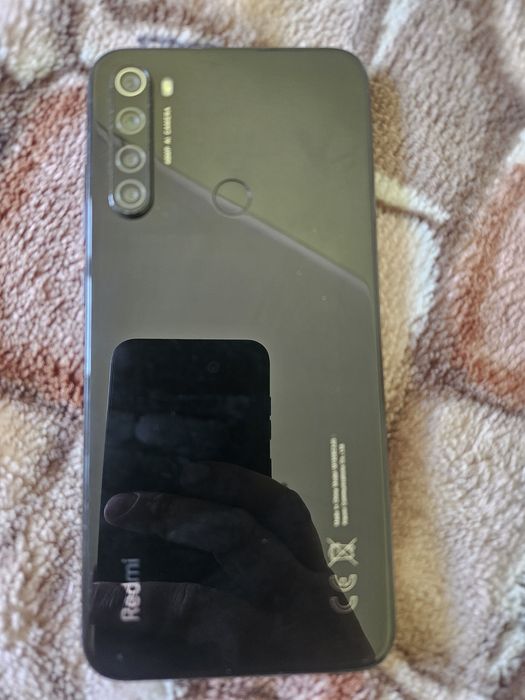 Redmi note 8 4+1память 64гб