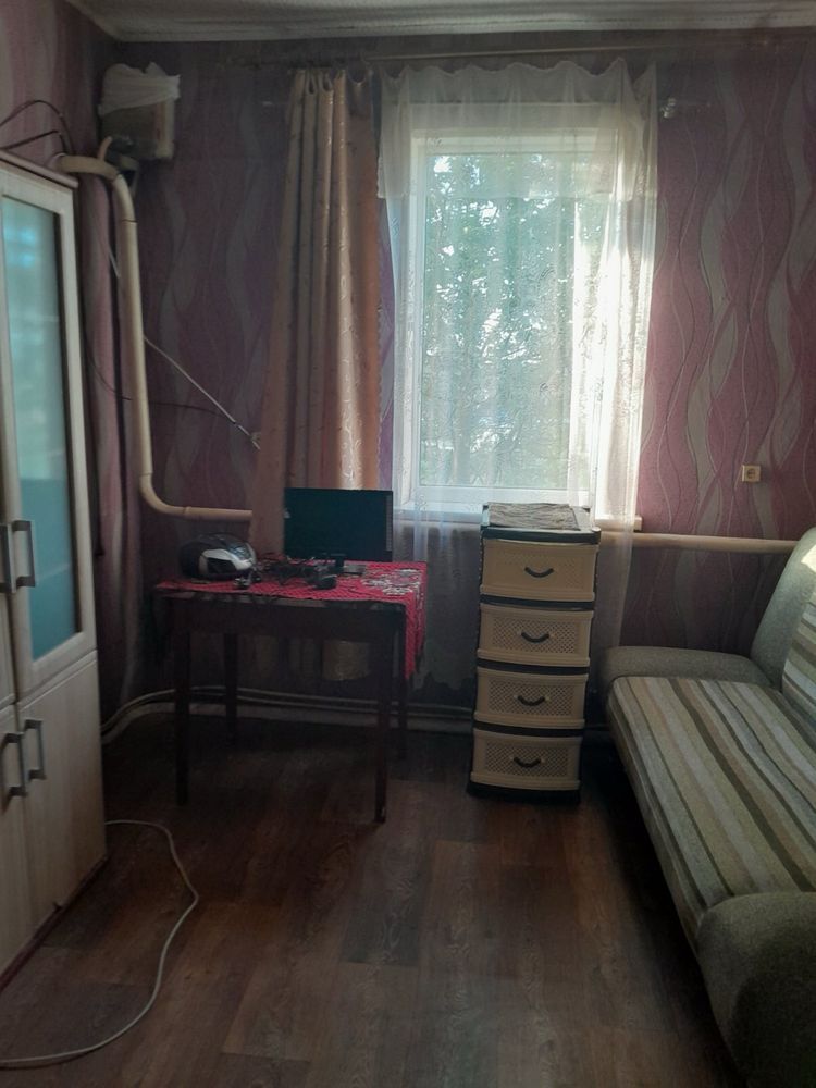 Продам дом, Чугуевский район, Введенка, 4 комнаты + флигель