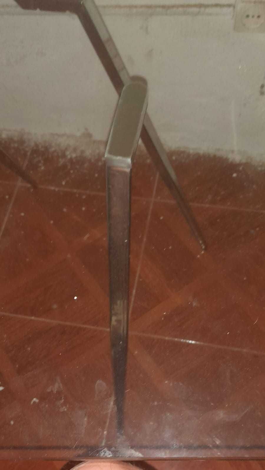 Mesa de Centro em Vidro