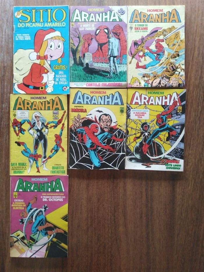 Revistas de banda desenhada, Pica Pau, Riquinho, Homem Aranha, etc.