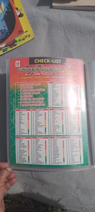 Caderneta adrenalyn 2016/17