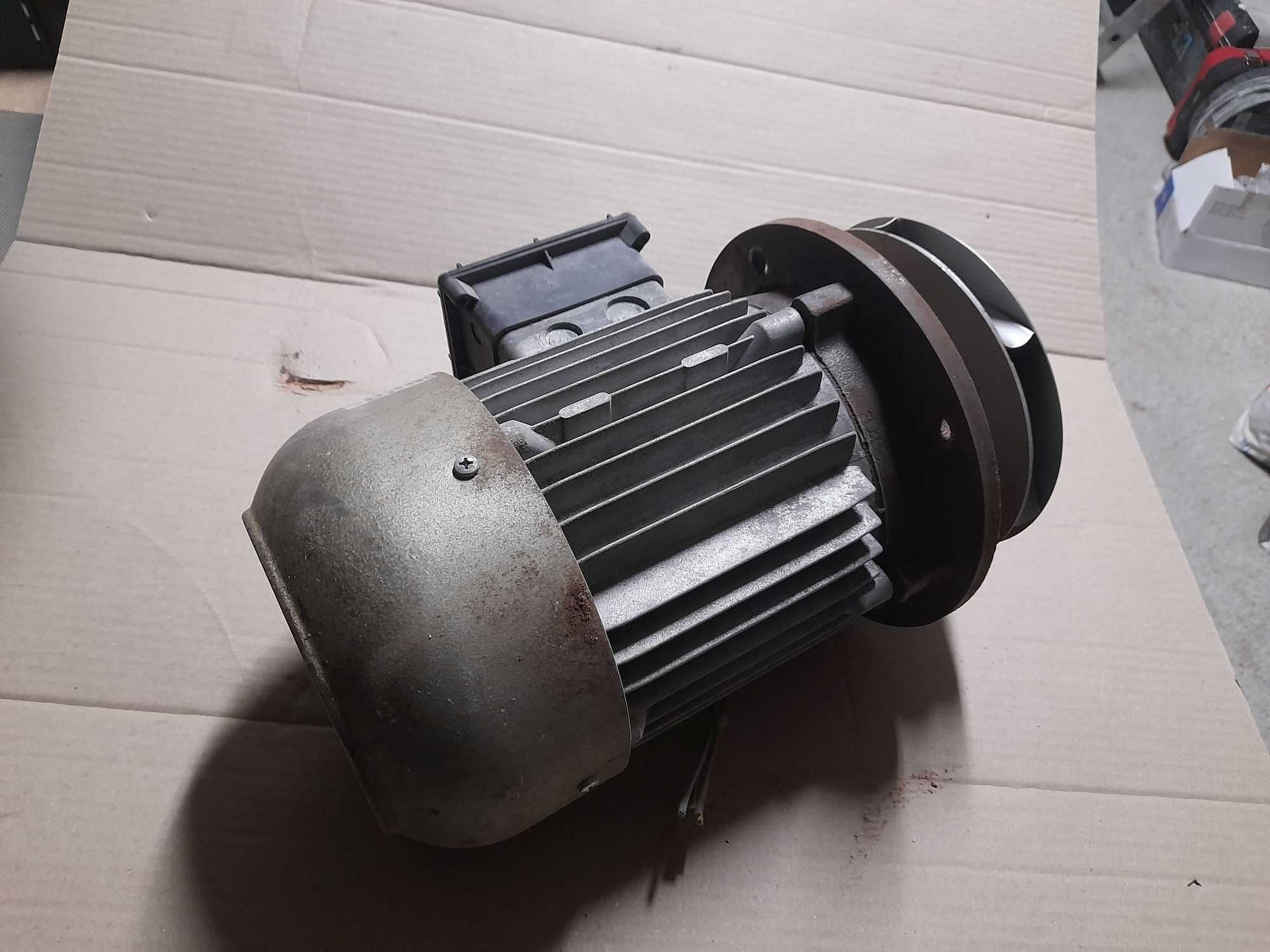Silnik 3 fazowy 1,1 kW