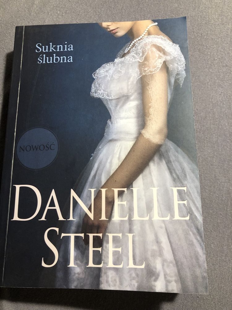 Sprzedam ksiazke Danielle Steel Suknia slubna