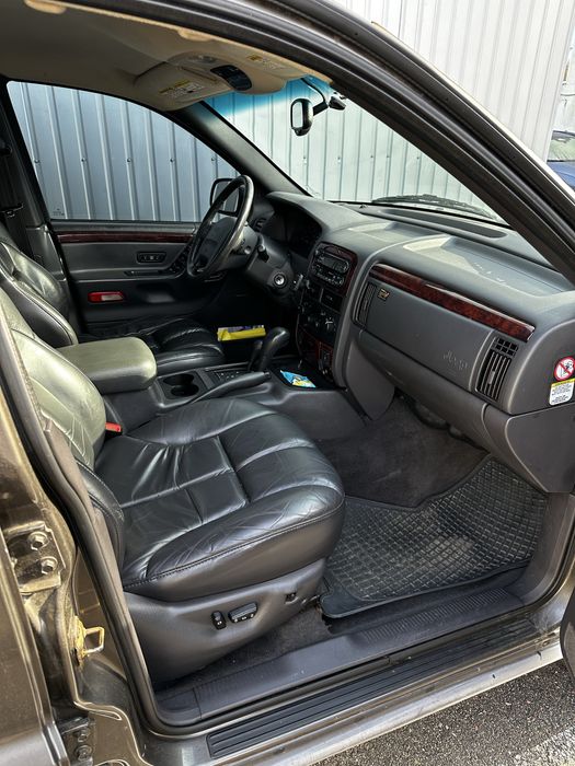 Jeep Grand Cherokee для військових