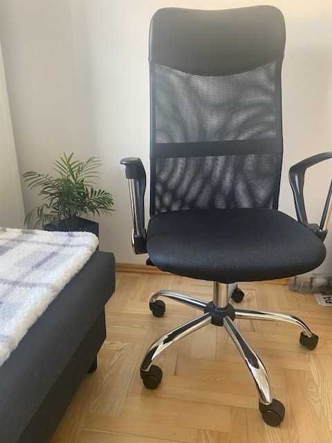 Sprzedam nowy fotel obrotowy do biurka