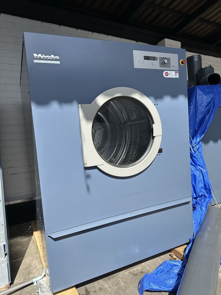 Suszarka przemysłowa Miele PT8803 EL 32/40 kg