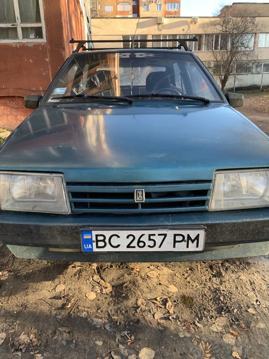 Продам надійне авто машина звір