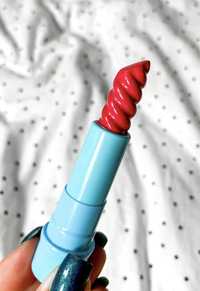 pomadka Tender Red Lipstick Monster
