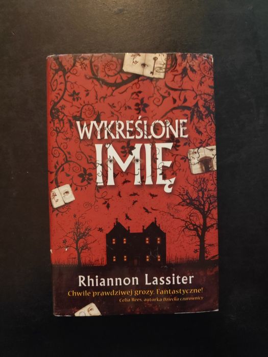 Wykreślone imię Rhiannon Lassiter